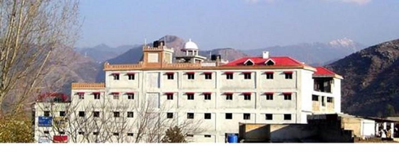 Stargaze Hotel&Apartment Abbottabad Esterno foto