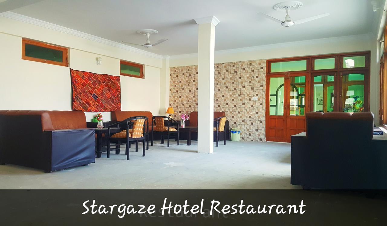 Stargaze Hotel&Apartment Abbottabad Esterno foto