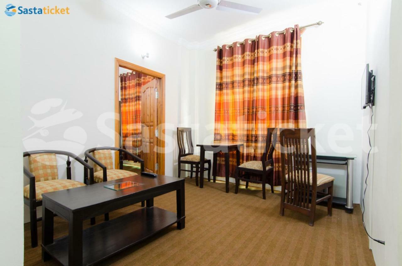 Stargaze Hotel&Apartment Abbottabad Esterno foto